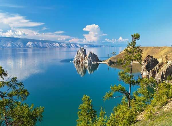 دریاچه بایکال؛ شگفت انگیزترین دریاچه یخ زده دنیا